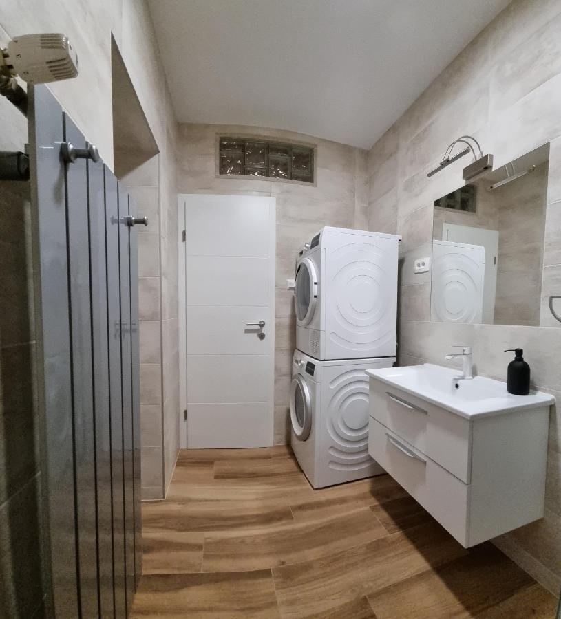 Ferienwohnung Apartman Orhideja Fužine Exterior foto